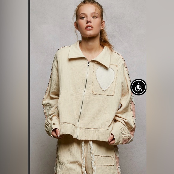 Trendezcloset is Live selling POL current style’s Straight from POL ☮️✌🏼❤️ - Picture 2 of 16